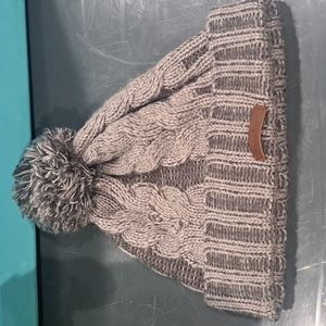 Timberland cable knit puffball winter hat stocking cap